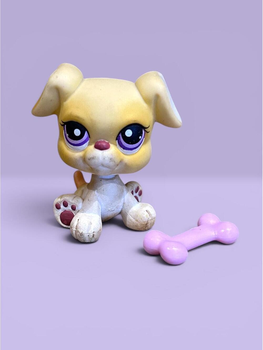 Littlest Pet Shop LPS Boxer #451 with Bone Accessory